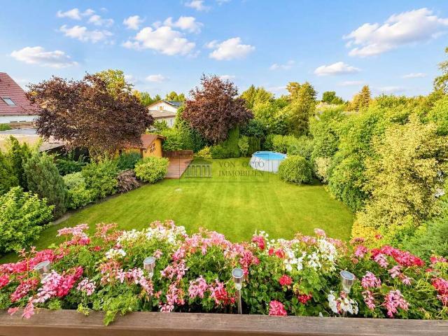 Haus zum Kaufen in Neuenhagen bei Berlin 998.000,00 EUR 270 m²