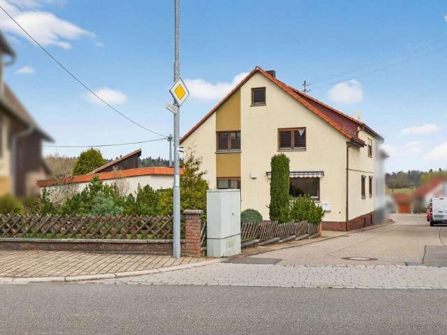 Haus zum Kaufen in Neuhausen 358.000,00 EUR 192 m²