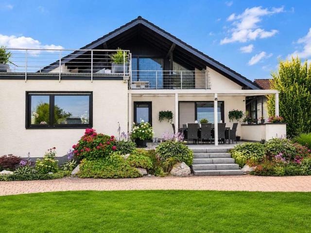 Haus zum Kaufen in Neunkirchen Seelscheid 665.000,00 EUR 198.16 m²