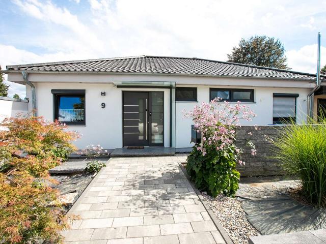 Haus zum Kaufen in Neusäß 949.000,00 EUR 205 m²
