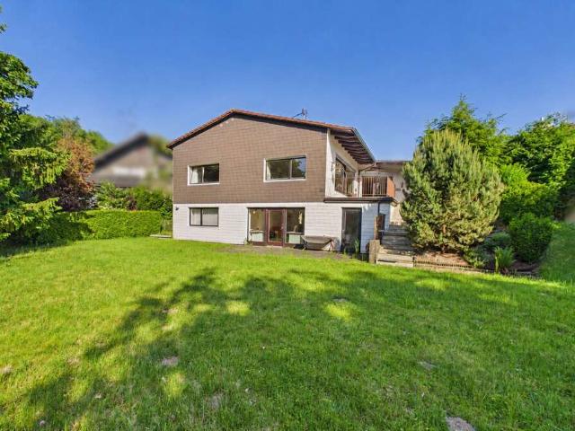 Haus zum Kaufen in Neusäß 960.000,00 EUR 292.19 m²