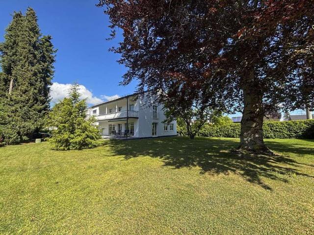 Haus zum Kaufen in Neusäß 1.490.000,00 EUR 270 m²