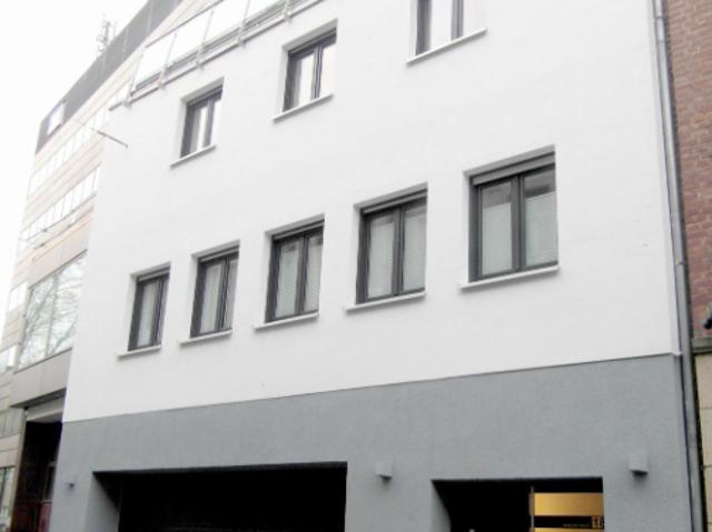 Haus zum Kaufen in Neuss 1.290.000,00 EUR 328 m²