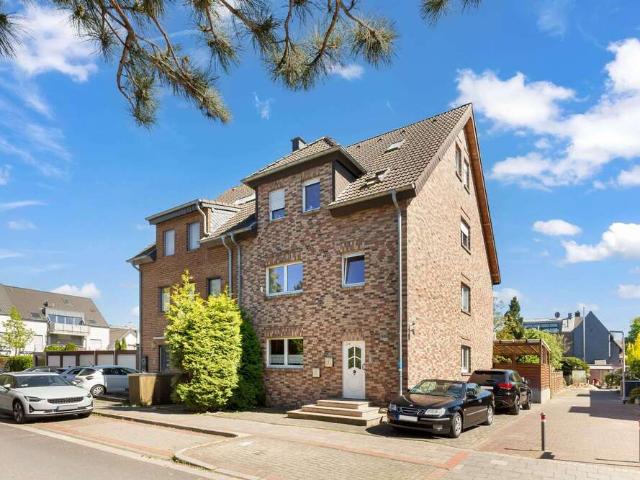 Haus zum Kaufen in Neuss 1.295.000,00 EUR 239.75 m²