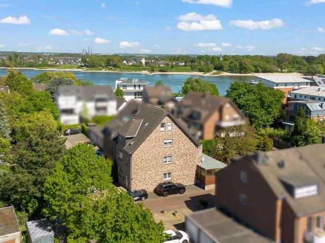 Haus zum Kaufen in Neuss 1.350.000,00 EUR 239.75 m²