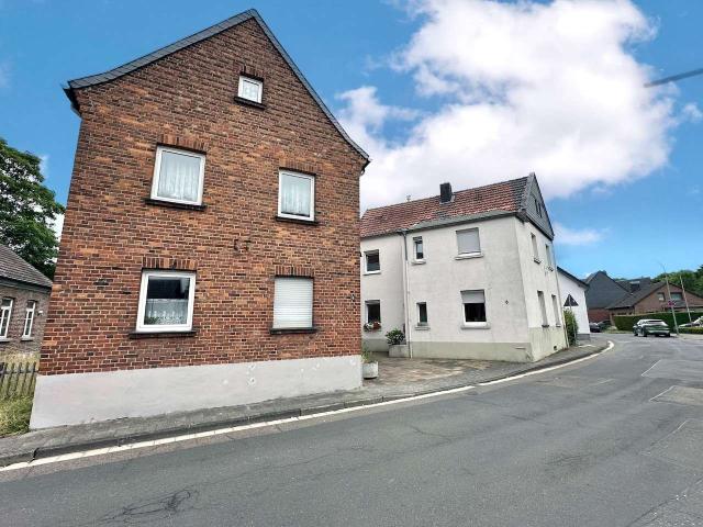 Haus zum Kaufen in Neuss 419.000,00 EUR 210 m²