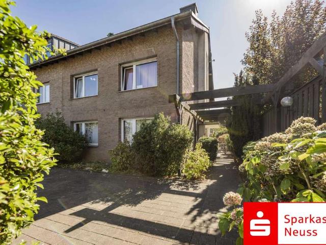 Haus zum Kaufen in Neuss 445.000,00 EUR 148 m²