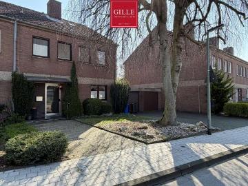 Haus zum Kaufen in Neuss 549.000,00 EUR 136.32 m²