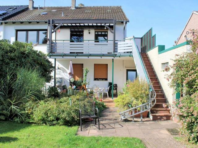Haus zum Kaufen in Neuss 590.000,00 EUR 180 m²