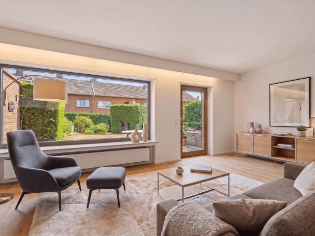 Haus zum Kaufen in Neuss 650.000,00 EUR 191 m²
