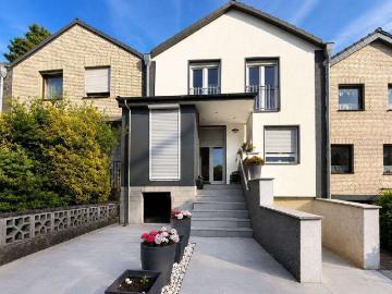 Haus zum Kaufen in Neuss 695.000,00 EUR 122 m²