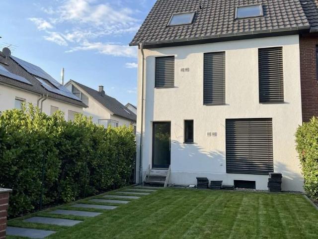 Haus zum Kaufen in Neuss 699.000,00 EUR 113.25 m²