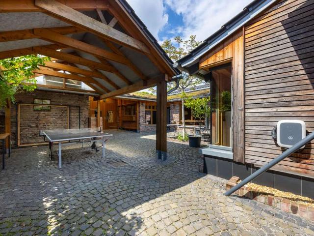 Haus zum Kaufen in Neuss 745.000,00 EUR 200 m²