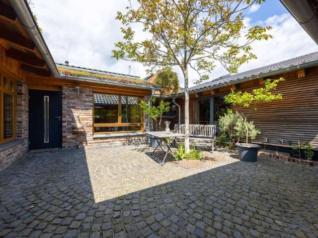 Haus zum Kaufen in Neuss 769.000,00 EUR 200 m²