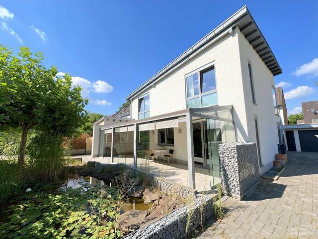 Haus zum Kaufen in Neuss 898.000,00 EUR 215 m²