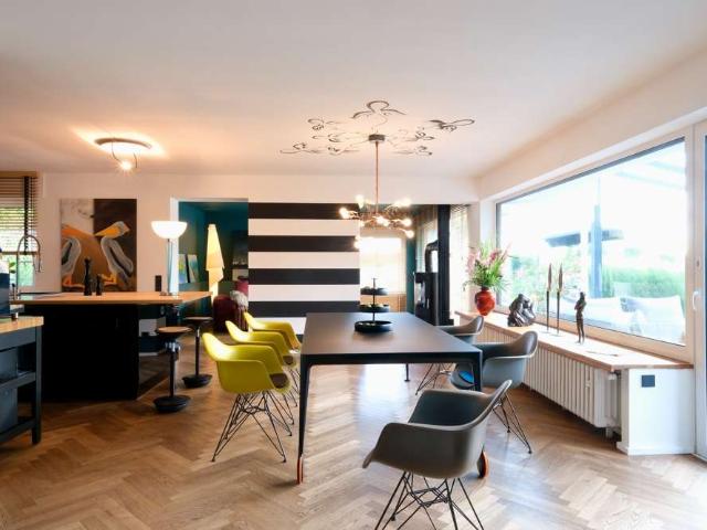 Haus zum Kaufen in Neuss 950.000,00 EUR 200 m²