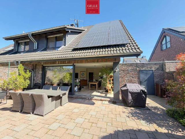 Haus zum Kaufen in Neuss 975.000,00 EUR 225 m²