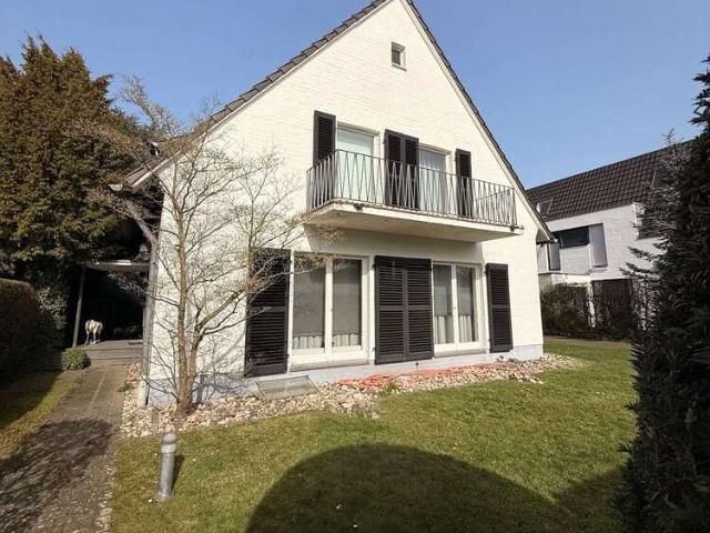 Haus zum Kaufen in Neuss 987.700,00 EUR 130 m²