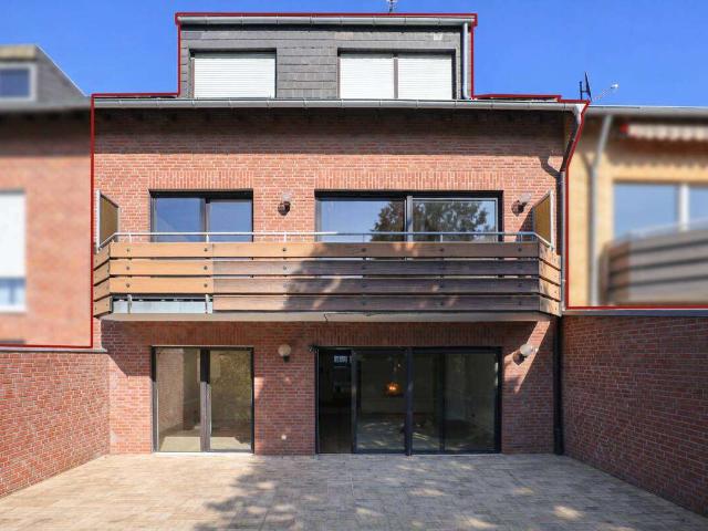 Haus zum Kaufen in Neuss Holzheim 590.000,00 EUR 254 m²