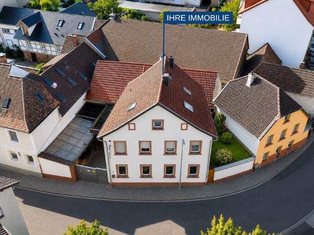 Haus zum Kaufen in Neustadt 279.000,00 EUR 156.55 m²