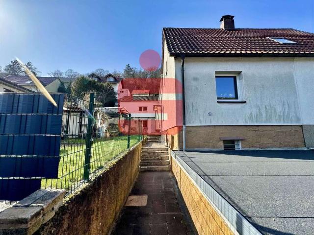 Haus zum Kaufen in Neustadt 279.000,00 EUR 150.11 m²