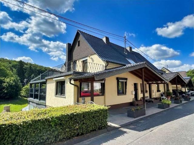 Haus zum Kaufen in Neustadt 495.000,00 EUR 180 m²