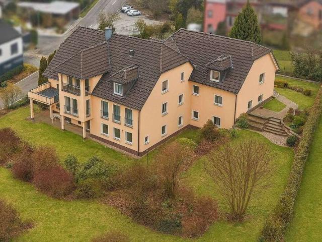 Haus zum Kaufen in Neustadt an der Aisch 935.000,00 EUR 352.89 m²