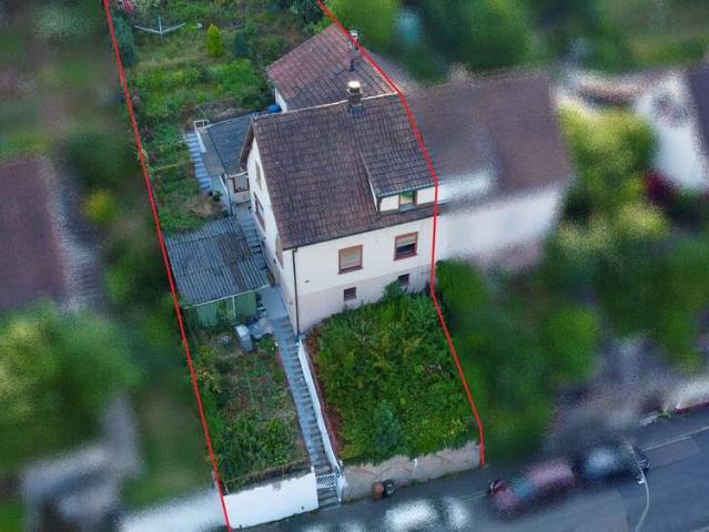 Haus zum Kaufen in Neustadt an der Weinstraße 280.000,00 EUR 153.61 m²