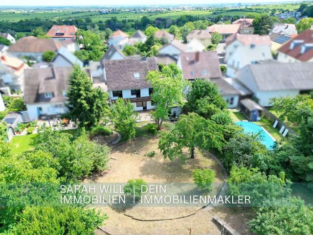 Haus zum Kaufen in Neustadt an der Weinstraße 574.000,00 EUR 235 m²