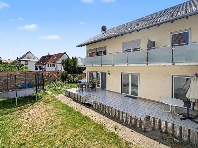 Haus zum Kaufen in Neustadt an der Weinstraße 500.000,00 EUR 254 m²