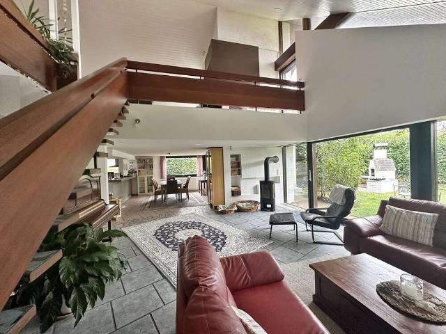 Haus zum Kaufen in Neustetten 695.000,00 EUR 247.18 m²