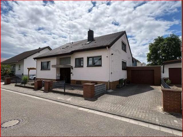 Haus zum Kaufen in Neupotz 329.000,00 EUR 166.71 m²