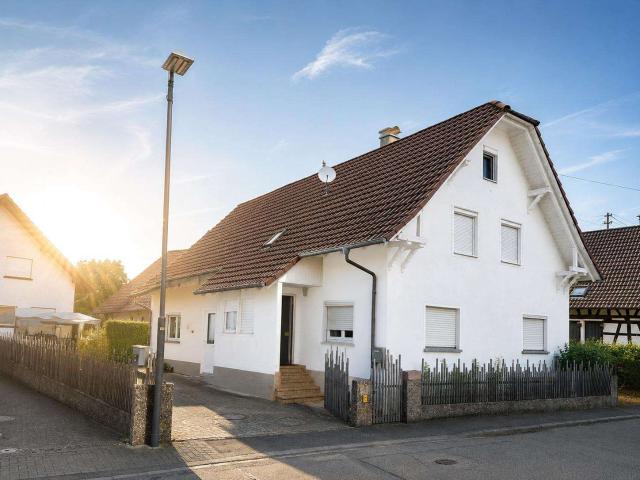 Haus zum Kaufen in Neuried Altenheim 355.000,00 EUR 143.89 m²