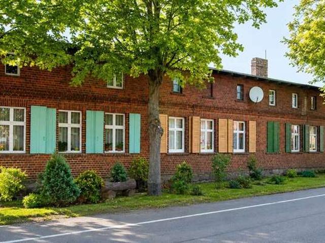 Haus zum Kaufen in Neuruppin OT Buskow 277.200,00 EUR 273 m²