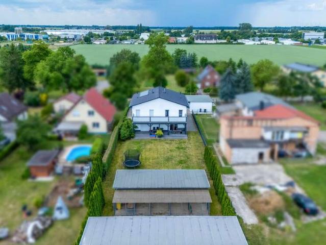 Haus zum Kaufen in Neuruppin 470.000,00 EUR 138 m²