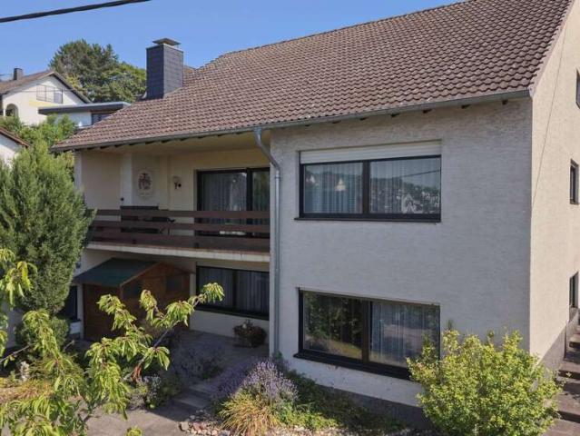 Haus zum Kaufen in Neuwied 349.000,00 EUR 184 m²