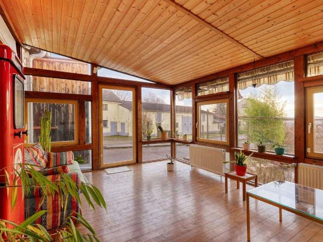Haus zum Kaufen in Neuwied 349.000,00 EUR 241.82 m²