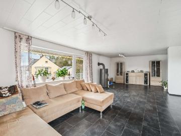 Haus zum Kaufen in Neuwied 359.000,00 EUR 250 m²