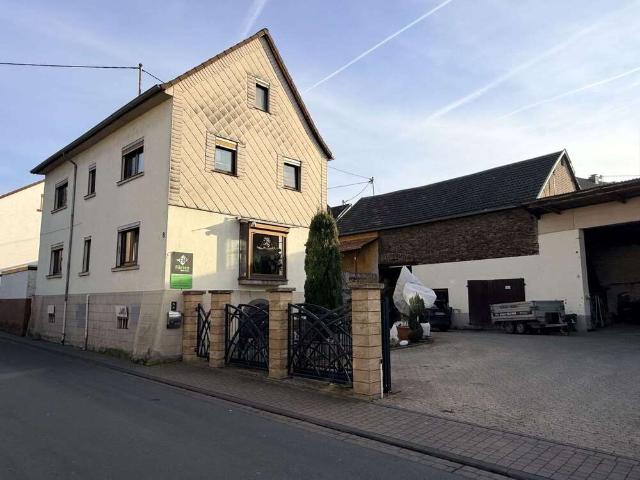 Haus zum Kaufen in Neuwied Oberbieber 329.000,00 EUR 217 m²