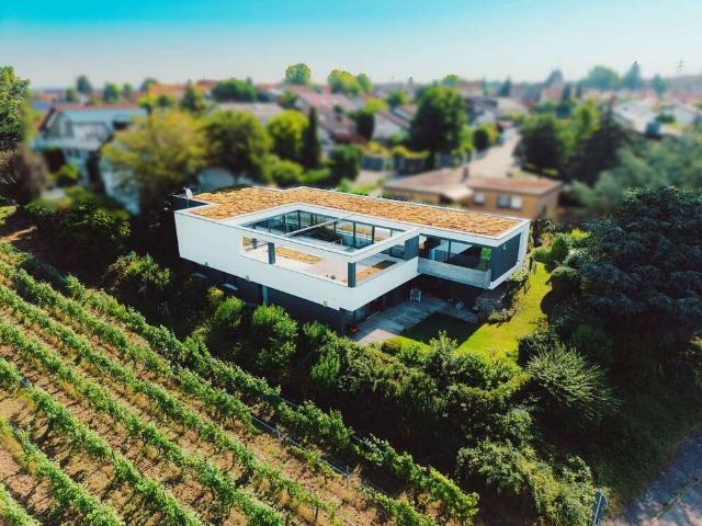 Haus zum Kaufen in Neckarwestheim 1.599.000,00 EUR 333 m²