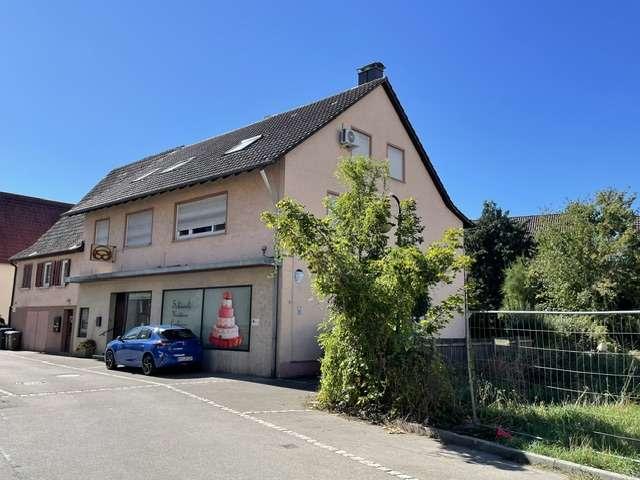 Haus zum Kaufen in Neckartenzlingen 520.000,00 EUR 280 m²