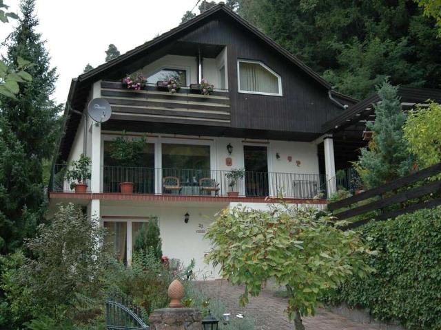 Haus zum Kaufen in Neidenfels 485.000,00 EUR 251 m²