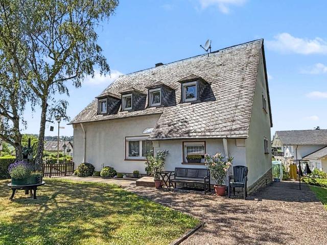 Haus zum Kaufen in Nittel 549.000,00 EUR 211.86 m²