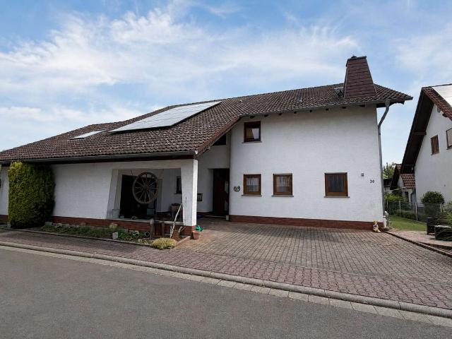 Haus zum Kaufen in Nidderau 649.000,00 EUR 233 m²