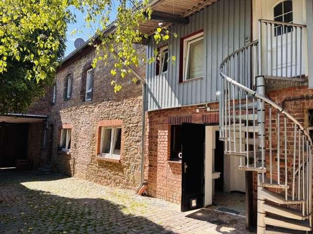 Haus zum Kaufen in Nideggen BERG 359.000,00 EUR 195 m²