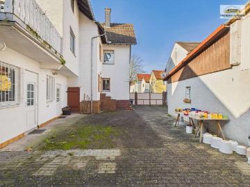 Haus zum Kaufen in Niederdorfelden 599.000,00 EUR 258 m²
