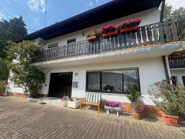 Haus zum Kaufen in Niederkirchen 395.000,00 EUR 205 m²