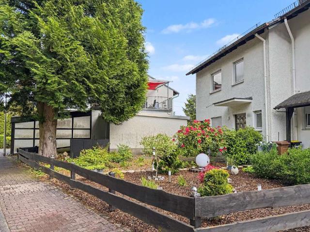 Haus zum Kaufen in Niedernhausen 570.000,00 EUR 159.07 m²