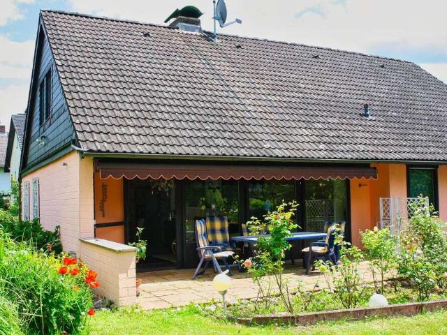 Haus zum Kaufen in Niedernhausen 599.000,00 EUR 245 m²