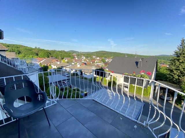 Haus zum Kaufen in Niedernhausen 920.000,00 EUR 172.5 m²
